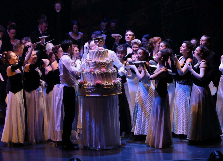 Бал-маскарад